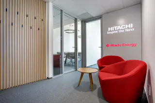 Kancelářský nábytek Hitachi Energy Praha