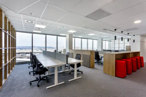 Kancelářský nábytek Hitachi Energy – ergonomické vybavení kanceláří, fotografie 14