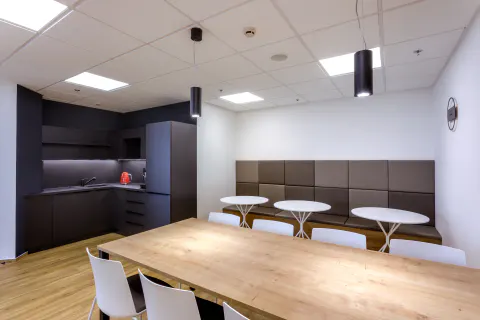 Kancelářský nábytek Hitachi Energy – ergonomické vybavení kanceláří, fotografie 16