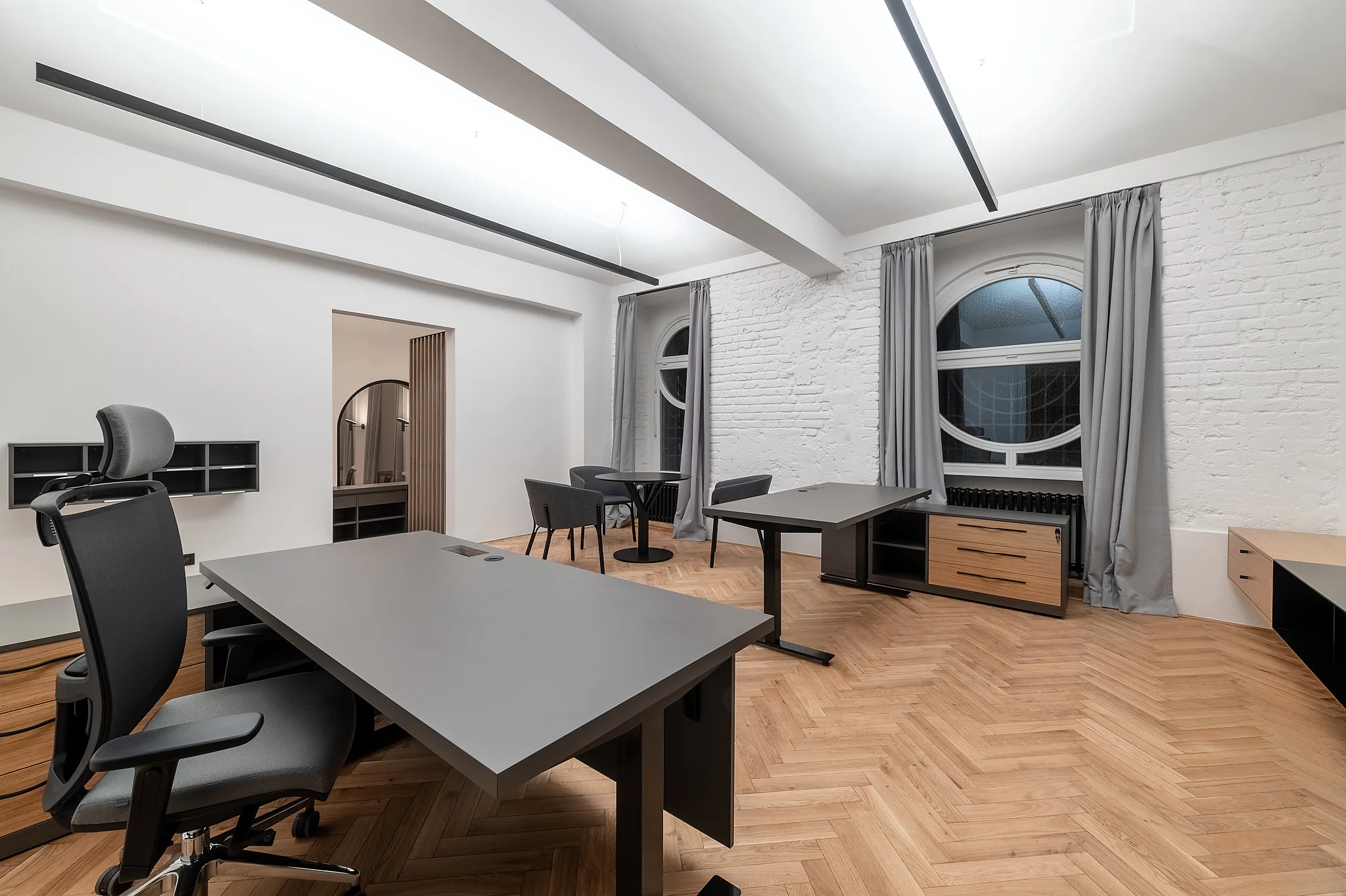 Kancelářský nábytek PSN – formální i neformální vybavení kanceláří, fotografie 13