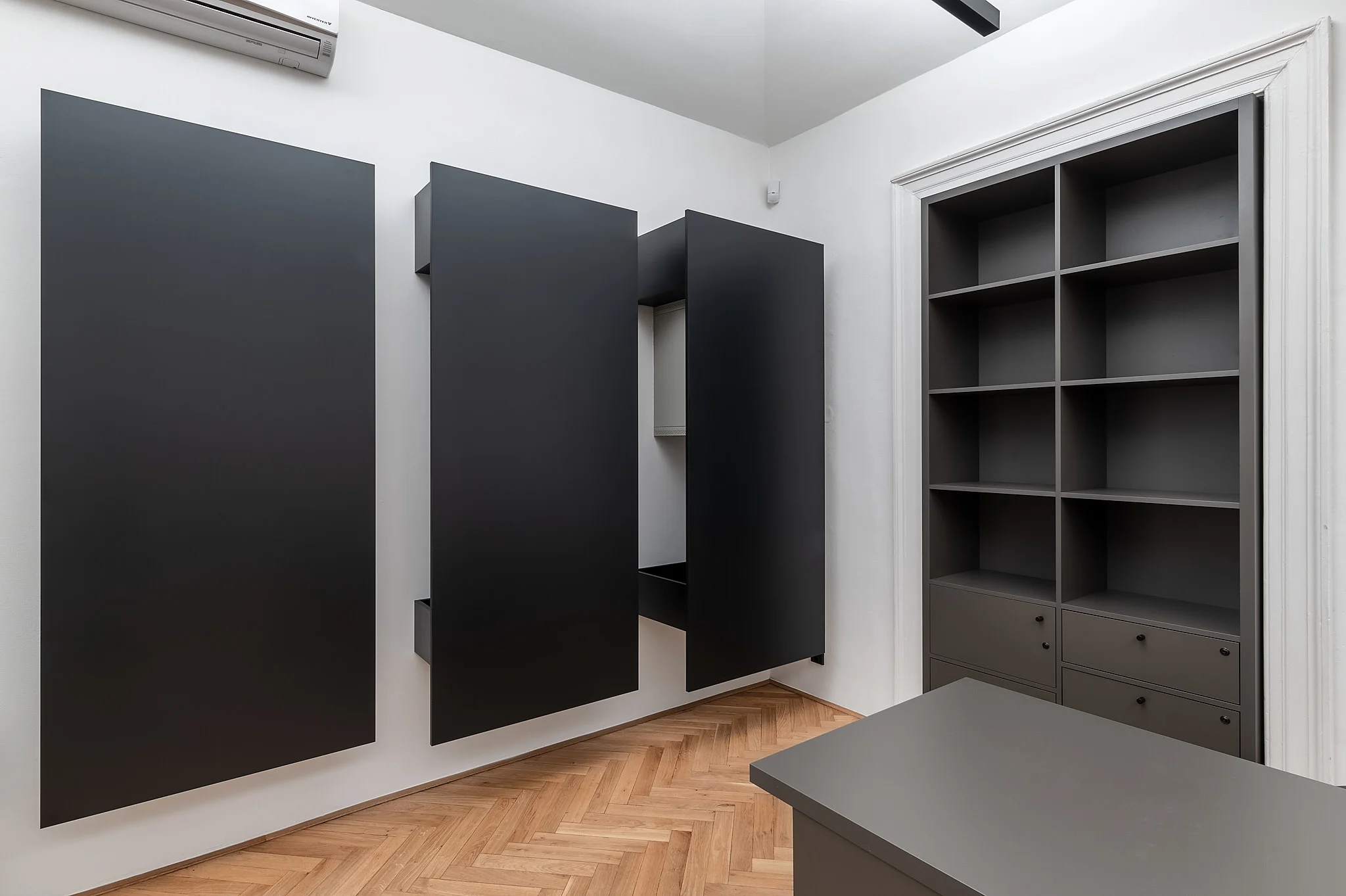 Kancelářský nábytek PSN – formální i neformální vybavení kanceláří, fotografie 14